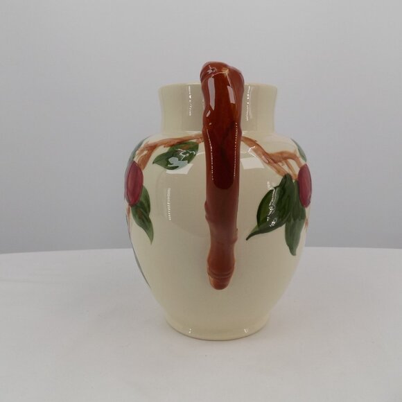 Franciscan Apple 64 oz Water Pitcher Ice Lip Vintage 9" t 9" w NO BACKSTAMP - Picture 2 of 9